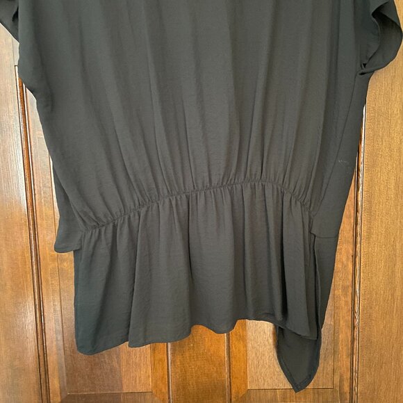 Size XL a.n.a. black short sleeved top with faux wrap front and synched back - Picture 4 of 14